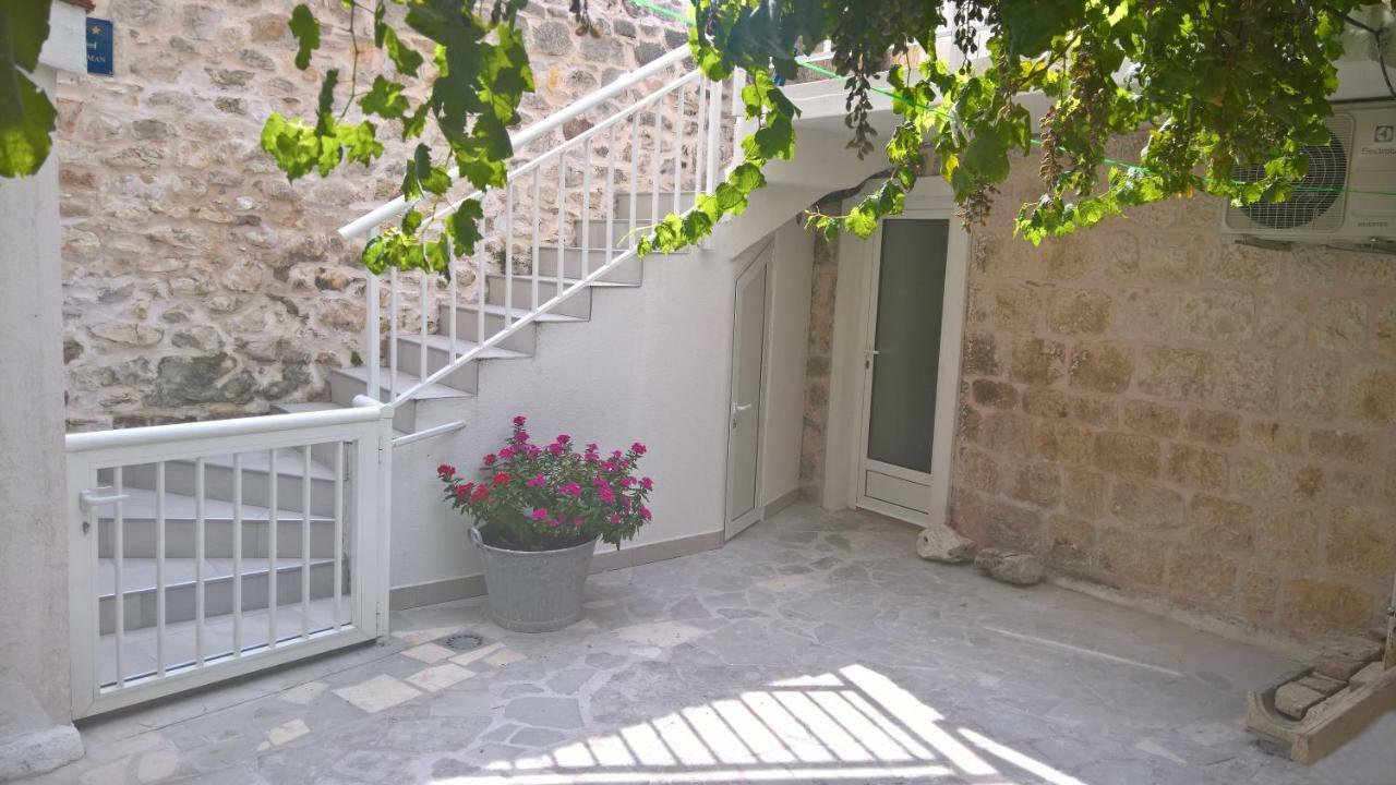 Nanna'S Little Paradise Hvar Town Luaran gambar